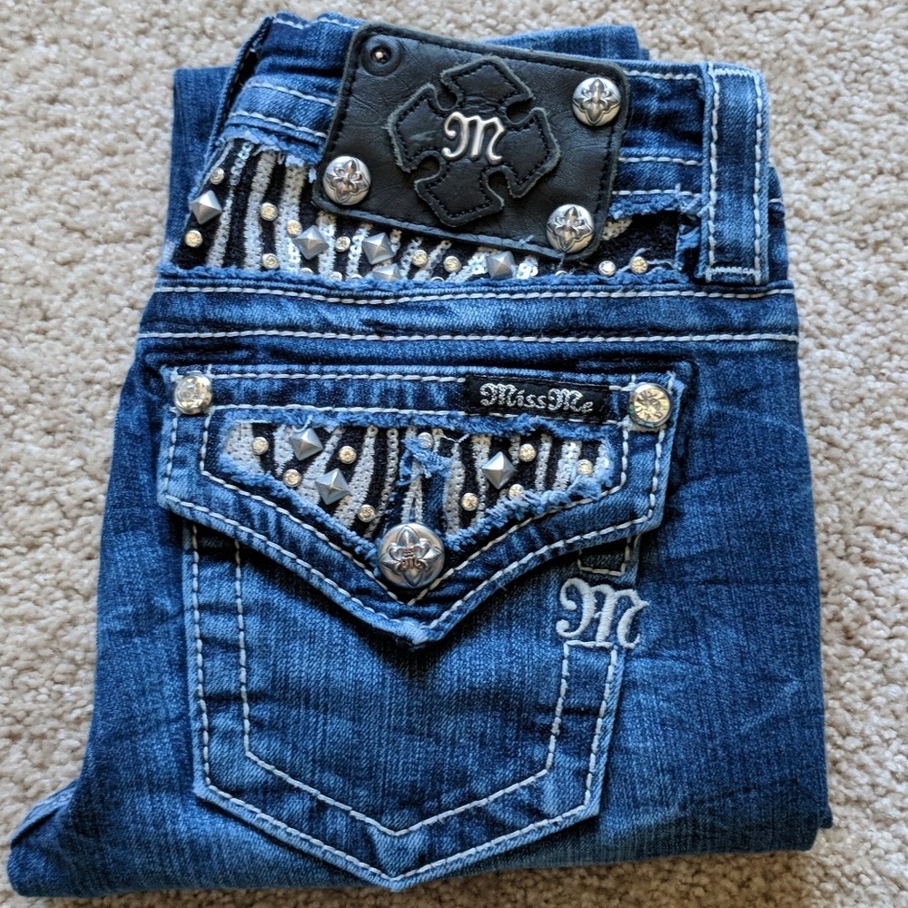 Miss Me Mid-Rise Skinny Jeans Size 24